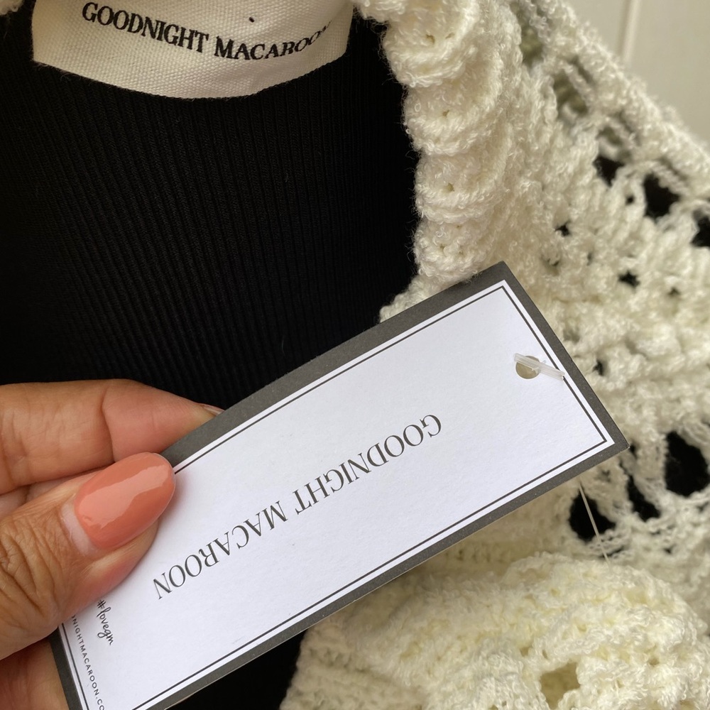 NWT GOODNIGHT MACAROON perforated sweater - Picture 8 of 9